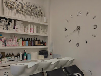 Nabi Style parrucchiere centro estetico nail bar