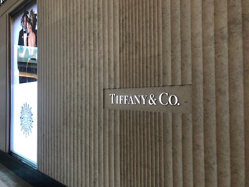 Jewelry Store «Tiffany & Co.», reviews and photos, 2223 N Westshore Blvd, Tampa, FL 33607, USA