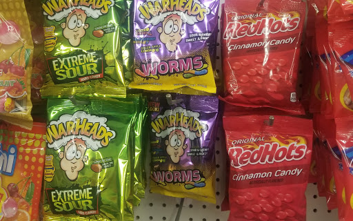 Dollar Store «Dollar Tree», reviews and photos, 21700 W Eleven Mile Rd, Southfield, MI 48076, USA