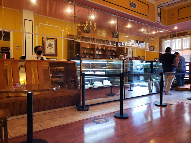 Opiniones de Salon de Te Cioccolata en Iquique - Cafetería