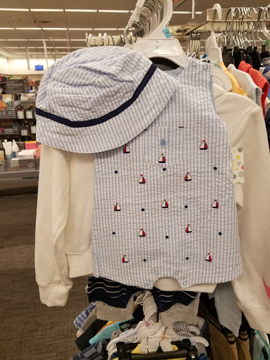 Shopping Mall «Villaggio Shopping Center», reviews and photos, 7959 N Blackstone Ave, Fresno, CA 93720, USA