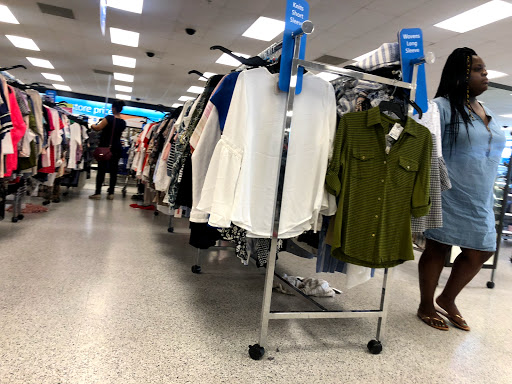 Clothing Store «Ross Dress for Less», reviews and photos, 3500 East-West Hwy, Hyattsville, MD 20782, USA