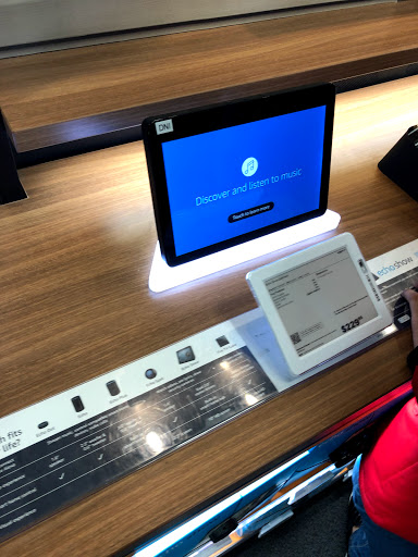 Electronics Store «Best Buy», reviews and photos, 610 Exterior Street, Bronx, NY 10451, USA