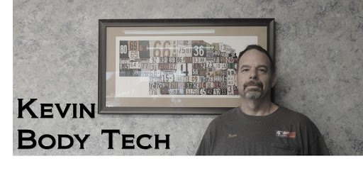 Auto Glass Shop «Eustis Body Shop», reviews and photos, 720 Central Ave, Kearney, NE 68847, USA