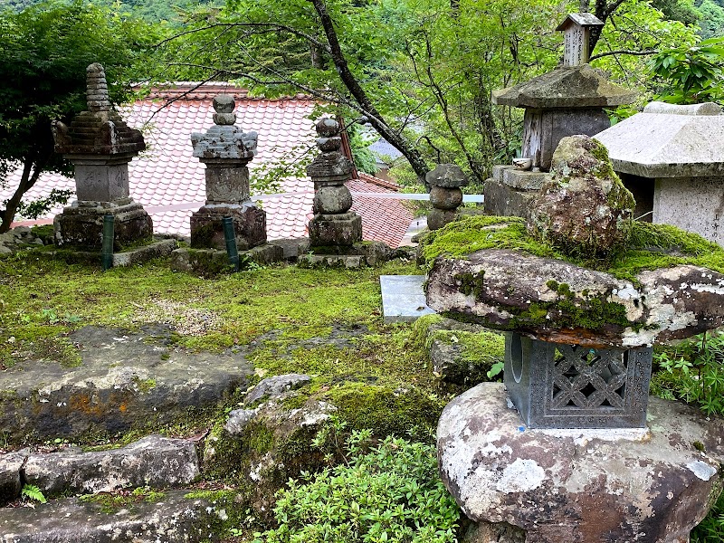 徳養寺