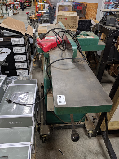 Building Materials Store «East Euclid ReStore», reviews and photos, 2200 E Euclid Ave, Des Moines, IA 50317, USA