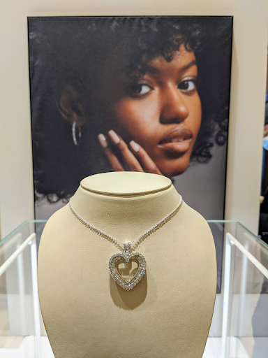 Jewelry Store «Jared The Galleria of Jewelry», reviews and photos, 260 Colony Pl, Plymouth, MA 02360, USA