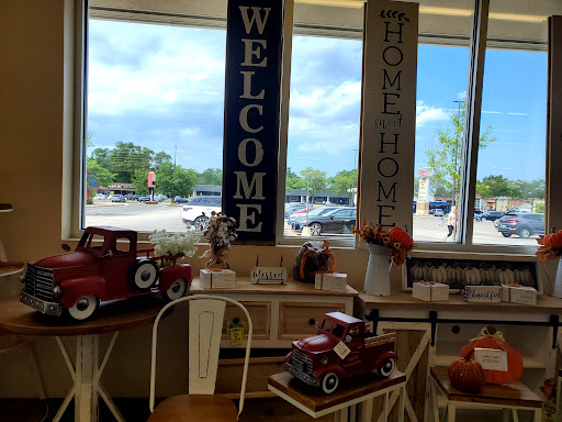 Craft Store «Hobby Lobby», reviews and photos, 255 W Roosevelt Rd, Lombard, IL 60148, USA