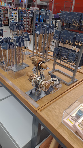 Department Store «Target», reviews and photos, 2199 MN-36, North St Paul, MN 55109, USA