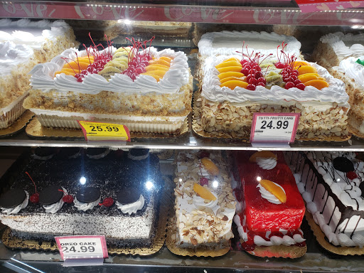 Grocery Store «Los Altos Ranch Market», reviews and photos, 3223 W Indian School Rd, Phoenix, AZ 85017, USA