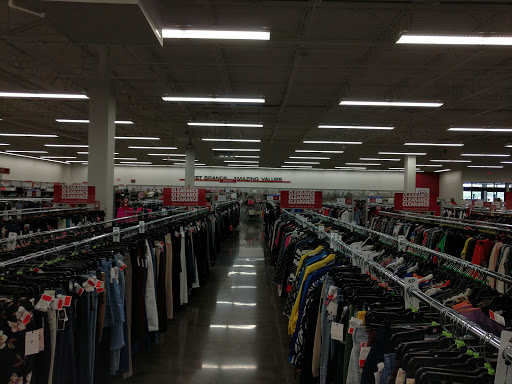 Clothing Store «Burlington Coat Factory», reviews and photos, 1965 N Pebble Creek Pkwy, Goodyear, AZ 85395, USA