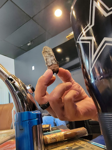 Cigar Shop «Dallas Cigar», reviews and photos, 6162 Greenville Ave # A, Dallas, TX 75206, USA