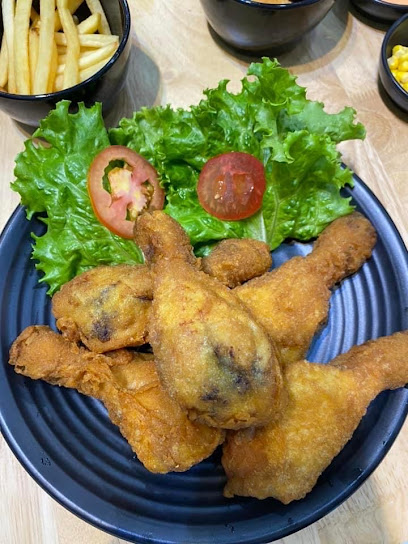 Hình Ảnh Chicken Plus Nguyễn Ảnh Thủ