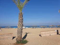 Banana beach'in fotoğrafı birden fazla geniş koy ile birlikte