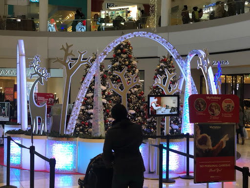 Shopping Mall «Menlo Park Mall», reviews and photos, 55 Parsonage Rd, Edison, NJ 08837, USA