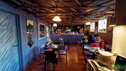 Art Café Bistro Richard Withs plass 2, 9008 Tromsø, Norge