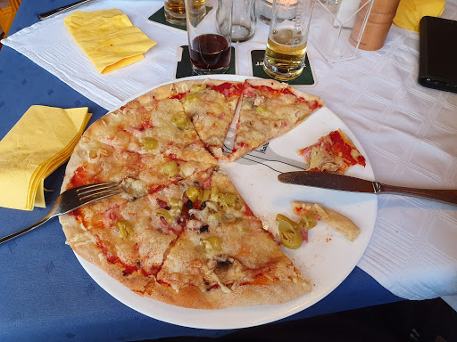 Pizzeria Molto Bene en Raggal