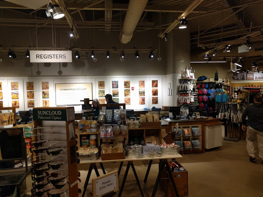 Clothing Store «L.L. Bean», reviews and photos, 700 Paramus Park, Paramus, NJ 07652, USA