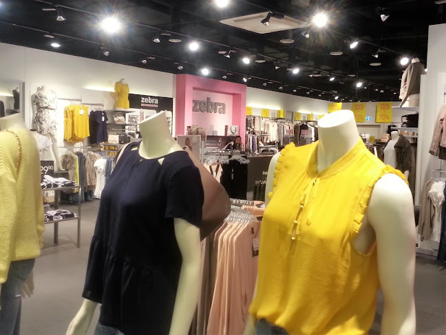 Rezensionen über Zebra Fashion Store Monthey in Monthey - Bekleidungsgeschäft