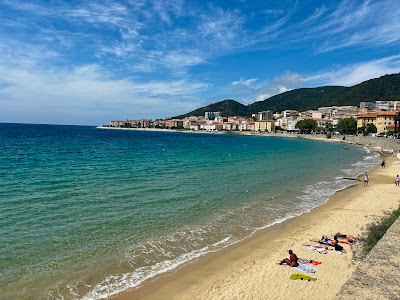 2 Pa à Ajaccio