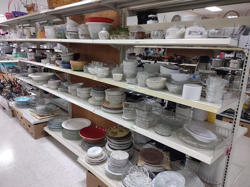 Thrift Store «We Care Thrift Store», reviews and photos, 420 Market St, Dayton, TN 37321, USA