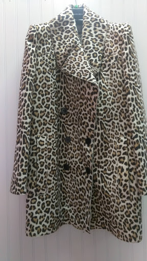 Boutique «What Women Want Resale Boutique», reviews and photos, 9012 Research Blvd Ste C12, Austin, TX 78758, USA