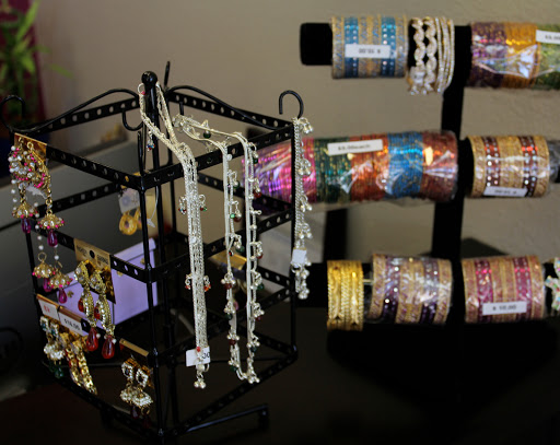 Beauty Salon «Threading Plus Beauty Salon», reviews and photos, 9110 Alcosta Blvd D, San Ramon, CA 94583, USA