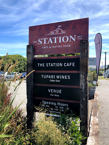 The Station Cafe - Restaurant