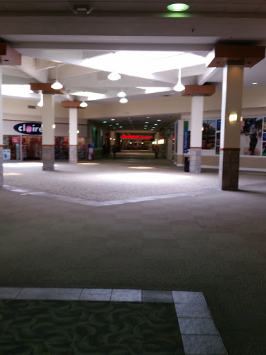 Shopping Mall «Blue Ridge Mall», reviews and photos, 1800 Four Seasons Blvd # 5, Hendersonville, NC 28792, USA