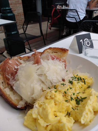 Coffee Shop «Commonwealth Cafe», reviews and photos, 300 Hamilton Row, Birmingham, MI 48009, USA