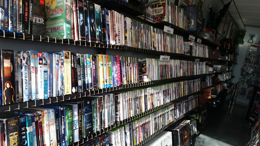 Video Game Store «Retro Replay», reviews and photos, 16941 E 9 Mile Rd, Eastpointe, MI 48021, USA