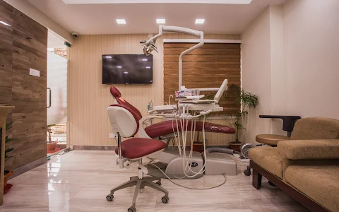 Dr. Rizwan's ICONIC DENTAL Laser and Implant center image