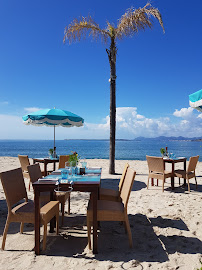 Atmosphère du Restaurant français Plage les Pirates - Pinède à Antibes - n°15