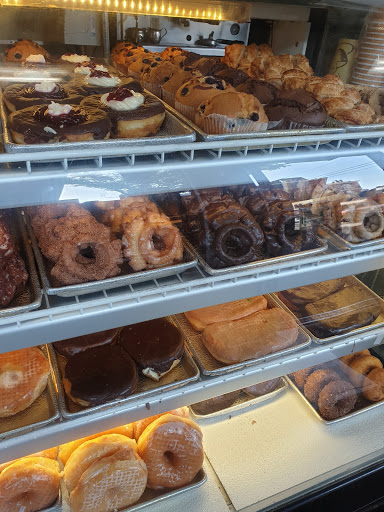 Donut Shop «King Pin Donuts», reviews and photos, 2521 Durant Ave A, Berkeley, CA 94704, USA
