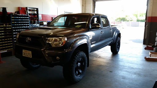 Truck Accessories Store «4 Wheel Parts - Santa Rosa, CA», reviews and photos, 3403 Santa Rosa Ave, Santa Rosa, CA 95407, USA