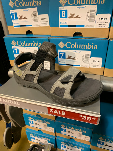 Clothing Store «Columbia Sportswear Outlet Store at Allen Premium Outlets», reviews and photos, 820 Stacy Rd #470, Allen, TX 75013, USA