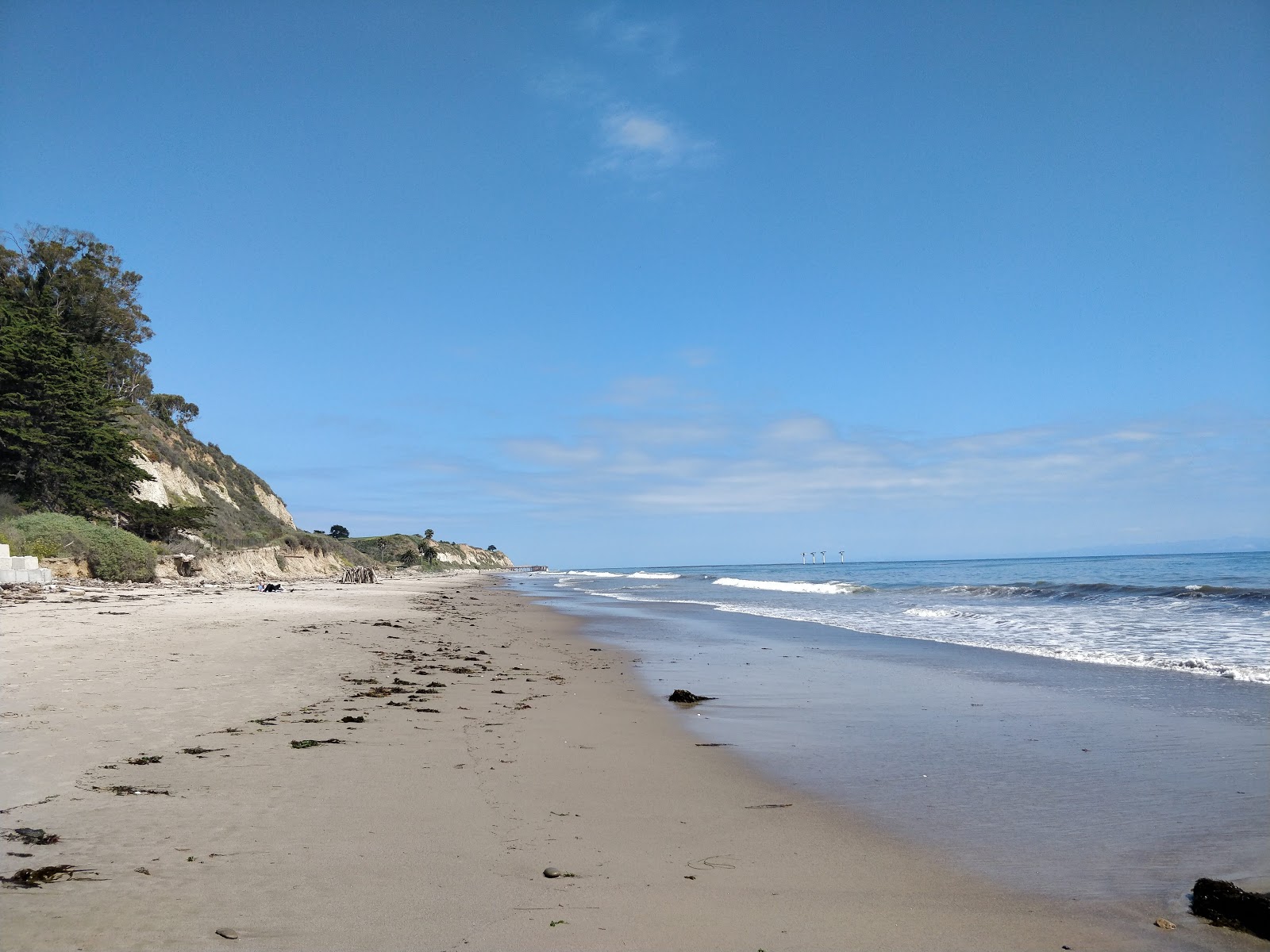 Haskell's Beach的照片 带有碧绿色水表面