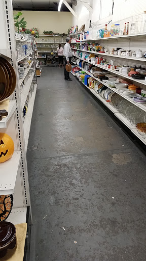Thrift Store «Veterans Thrift Store», reviews and photos, 1190 Garey Ave, Pomona, CA 91766, USA
