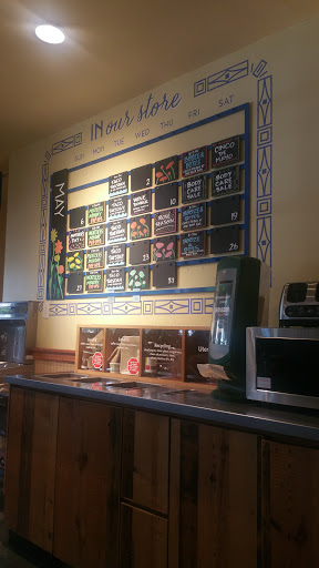 Grocery Store «Whole Foods Market», reviews and photos, 923 Houston Northcutt Blvd, Mt Pleasant, SC 29464, USA