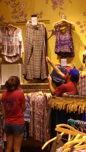 Shopping Mall «North Shore Square Mall», reviews and photos, 150 Northshore Blvd, Slidell, LA 70460, USA