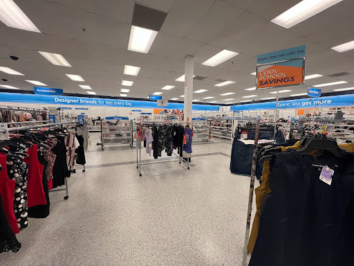 Clothing Store «Ross Dress for Less», reviews and photos, 6610 Mooretown Rd, Williamsburg, VA 23188, USA