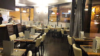 Atmosphère du Restaurant français Le Bouche à Oreille à Maisons-Laffitte - n°15