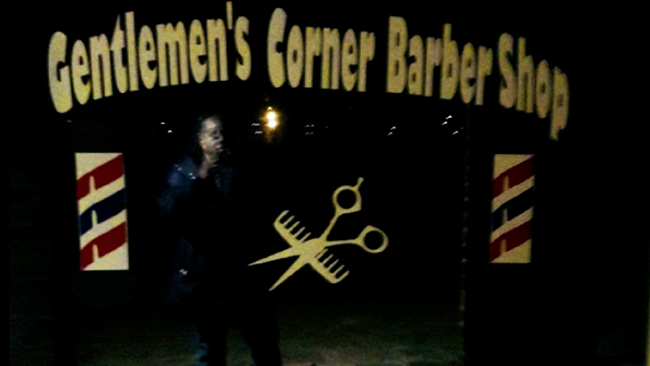 Gentlemen's Corner Barber Shop 35601