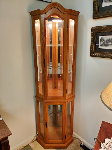 Furniture Store «Antiques To Present», reviews and photos, 1071 PA-100, Bechtelsville, PA 19505, USA