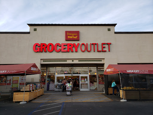 Grocery Outlet Bargain Market, 616 Sutton Way, Grass Valley, CA 95945, USA, 