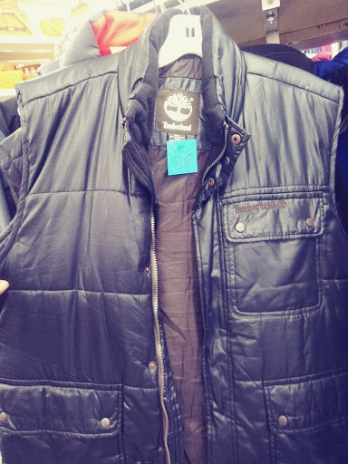 Thrift Store «Village Discount Outlet», reviews and photos, 3500 Cleveland Ave, Columbus, OH 43224, USA