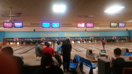 Bowling Alley «Calhoun Bowling Center», reviews and photos, 123 Columbus Cir NE, Calhoun, GA 30701, USA