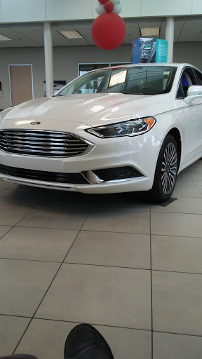 Car Dealer «Bill Estes Ford», reviews and photos, 450 N Northfield Dr, Brownsburg, IN 46112, USA