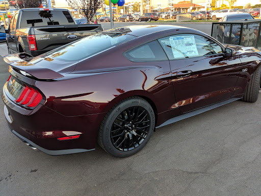 Car Dealer «Star Ford Lincoln», reviews and photos, 1101 S Brand Blvd, Glendale, CA 91204, USA