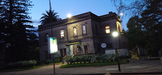 Biblioteca del Parque Posadas